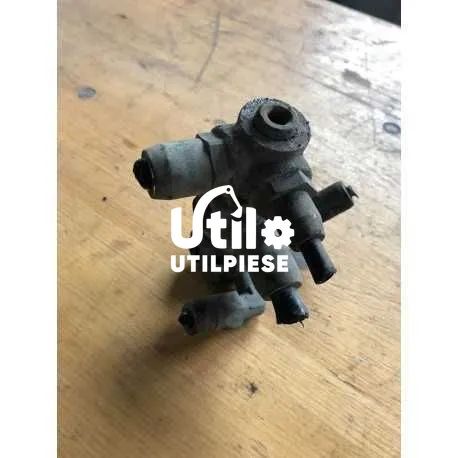 distribuitor aer sasiu scania r p g 124 144 164 420 480 + piese