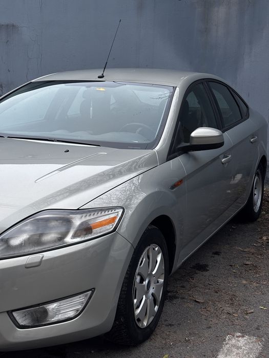 Ford mondeo MK4 1.8 TDCI BERLINA
