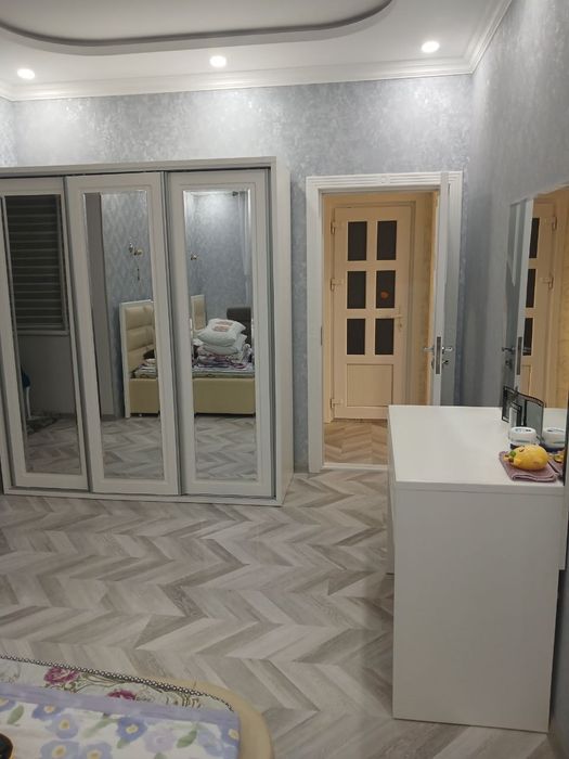 Узбекистанская 115м2; 3-ком кв;2-эт продаётся квартира