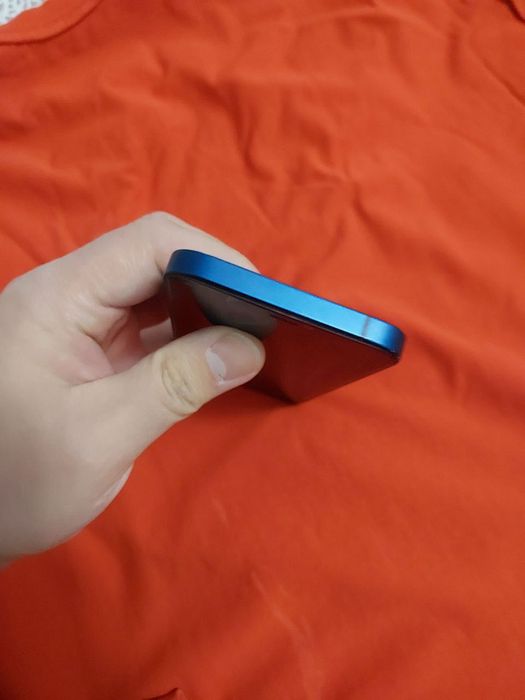 Продается Iphone 12