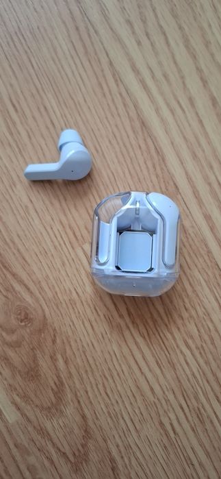 Căști Bluetooth  deosebite