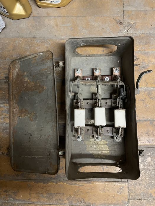 Продам рубильник