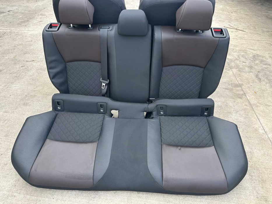 Dezmembrez Toyota CHR 1,8 hybrid 2019 cod motor 2ZR-FXE