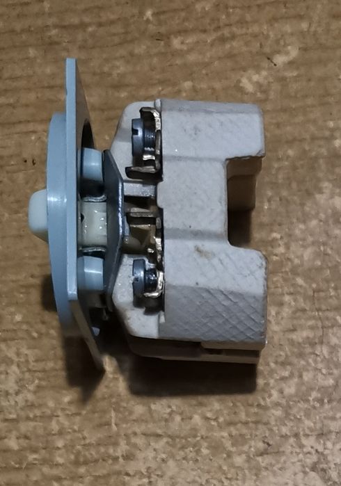 Ел Ключове с фосфоресциращи копчета  и други