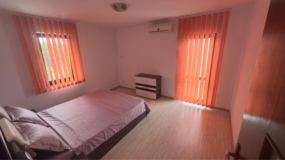 Casa tip duplex de inchiriat