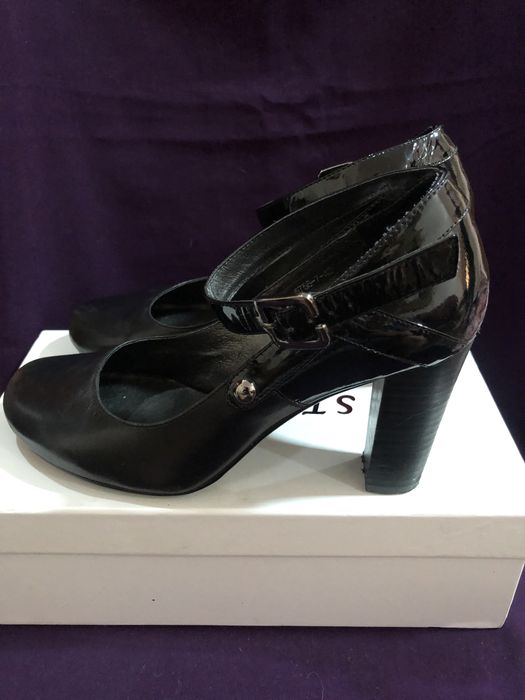 Туфли 40 размер оригинал