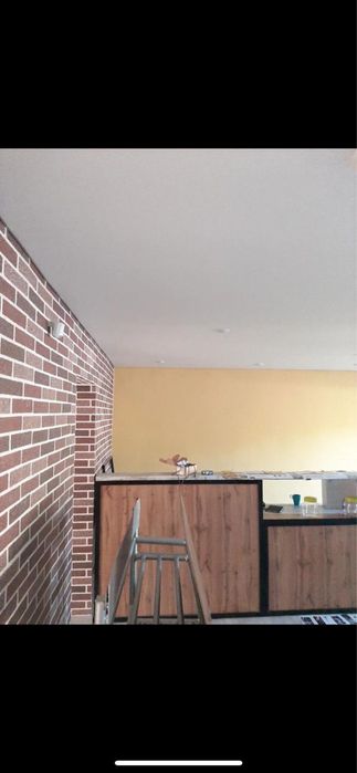 Барная стойка для алкомвркета