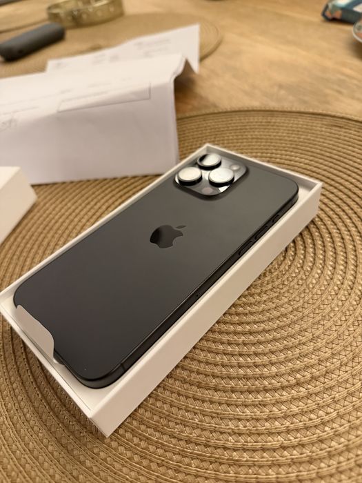 Iphone 15 Pro Max 1TB - NOU - Factura si Garantie 2 ani -Black Titaniu