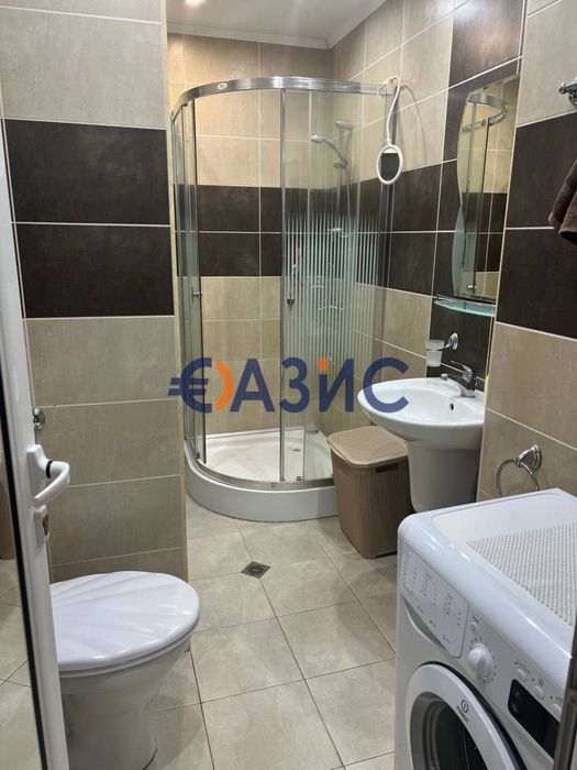 Двустаен апартамент с голяма тераса в комплекс Роял Палм в Свети Влас, България, 98 кв. м., цена 112 000 евро #34087186
