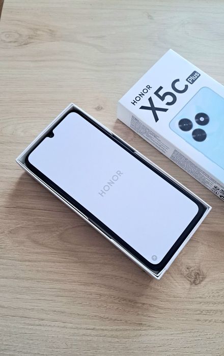 НОВ Смартфон Honor X5c Plus