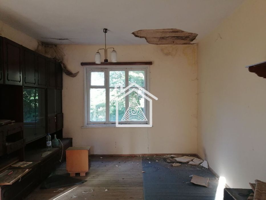 Къща в Пловдив, област-с.Новаково площ 240 цена 60000