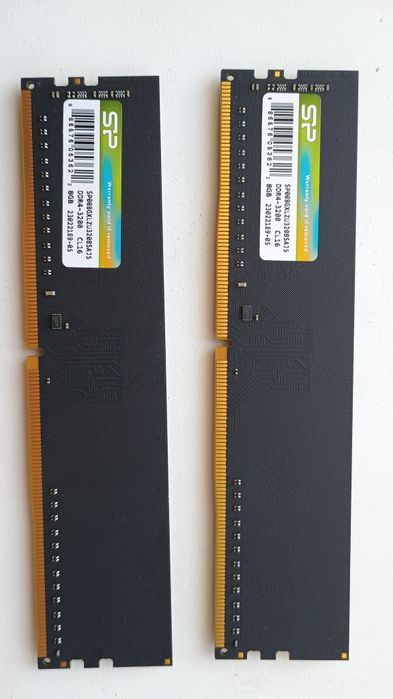 Продам модули памяти ddr4 16 gb.