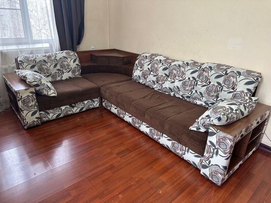 Продам угловой диван