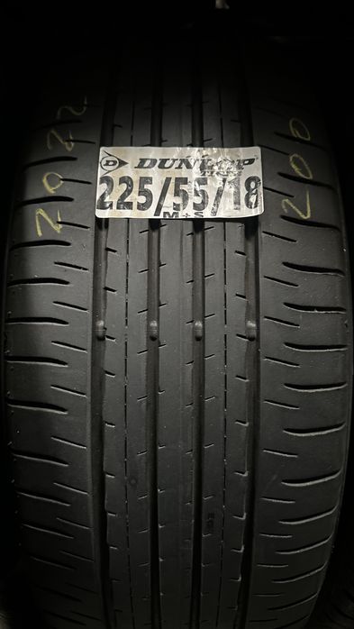225/55/18  dunlop
