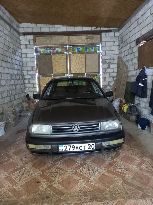 Продам Volkswagen Vento в отличном состояние.