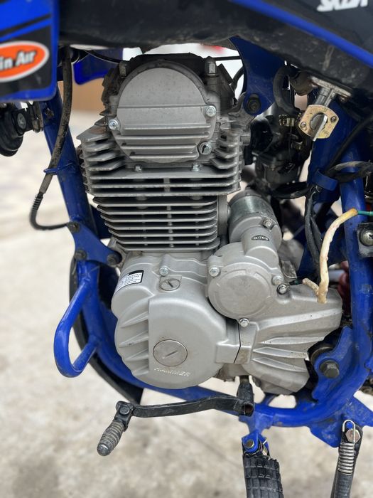 Продам Hammer эндуро 250 на номерах