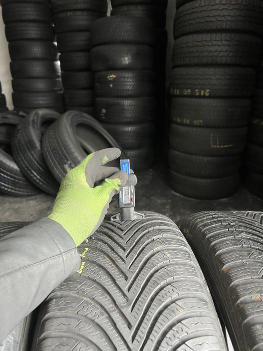 4 anvelope iarna 225/55/17 , Michelin Alpin 5