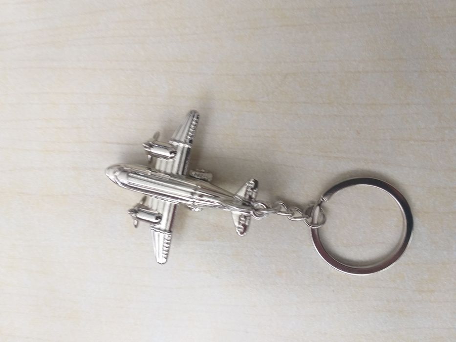 Брелок на ключи из металла