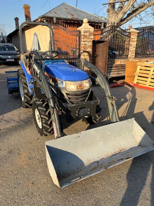 Tractor japonez Iseki Sial Hunter 213 cu încărcător frontal original