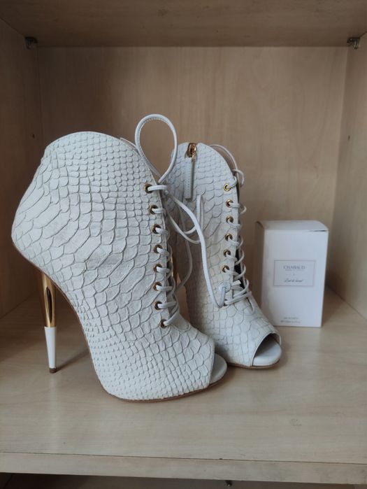 Giuseppe Zanotti 37