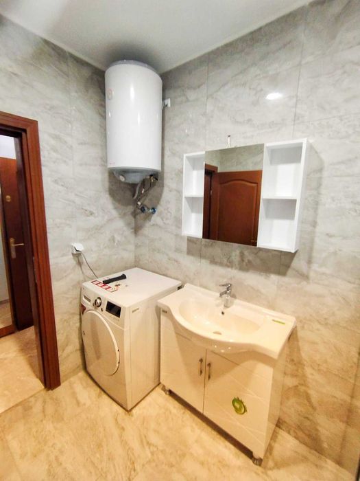 Имот Корект дава под наем обз 2- Стаен апарт, център