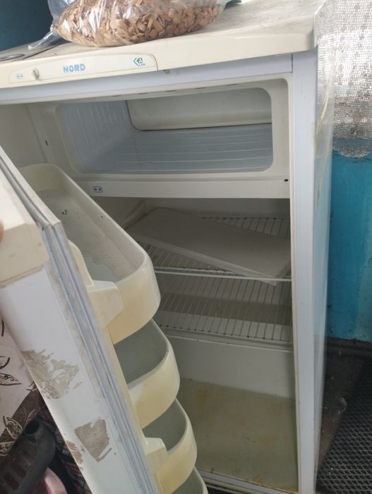 Холодильник 30000тг