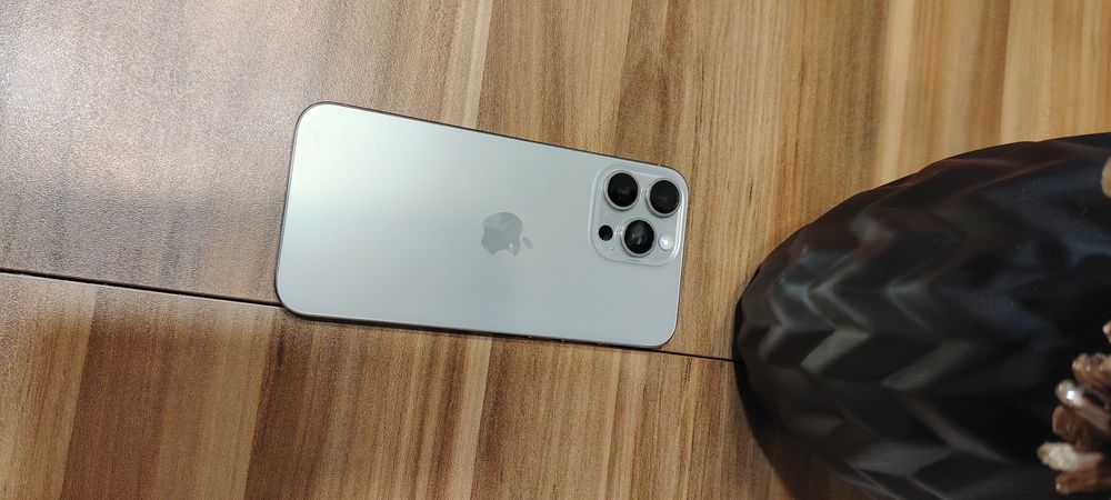 iPhone 15 Pro Max Titanium  512 GB impecabil, ca nou