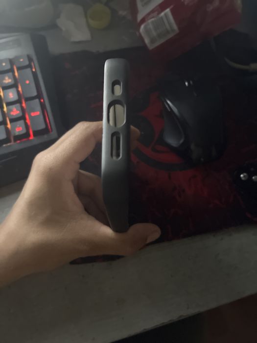 Vand husa de iphone 12