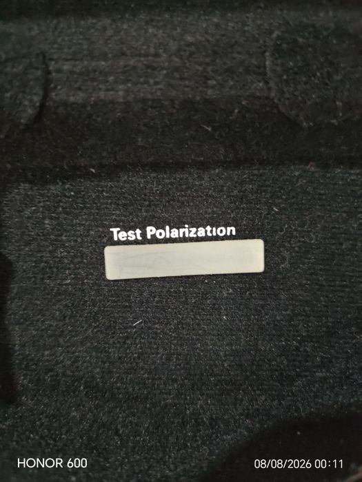 Polaroid achki ORIGINAL srochna sotiladi. kelishtirb beraman