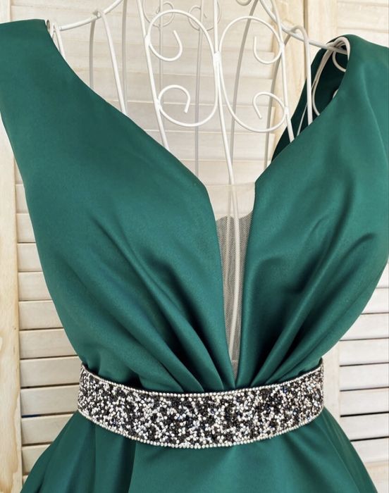 Официална къса рокля