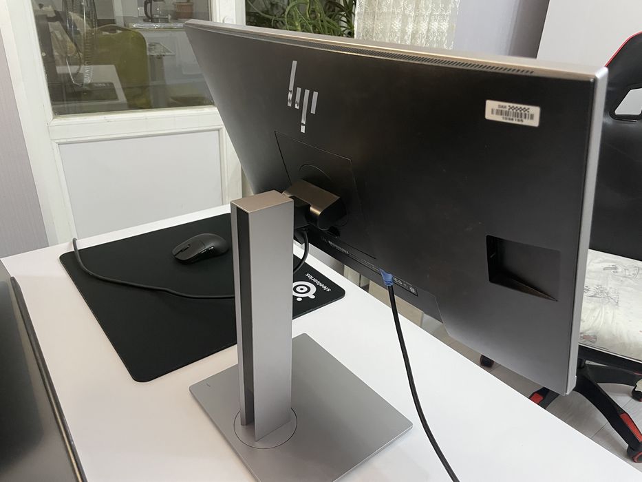 Монитор HP EliteDisplay E243