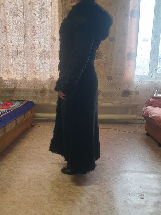 Продам дублёнку мутон.