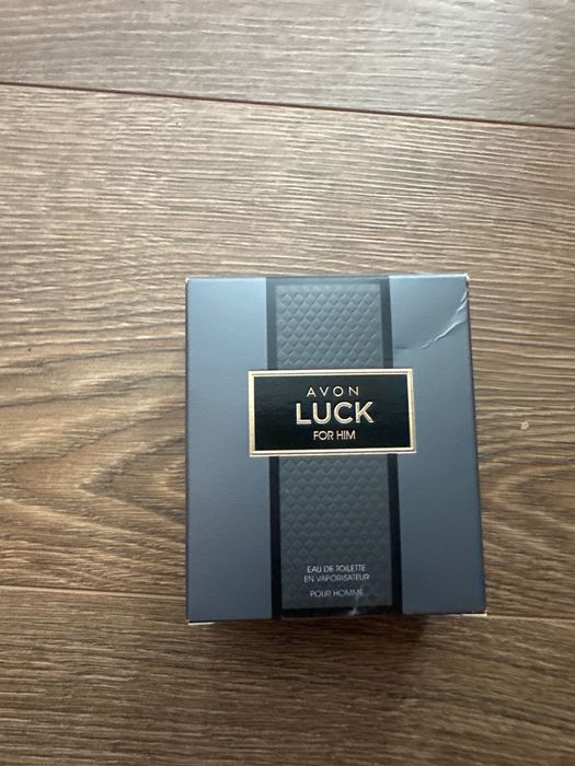 Дамски парфюми AVON