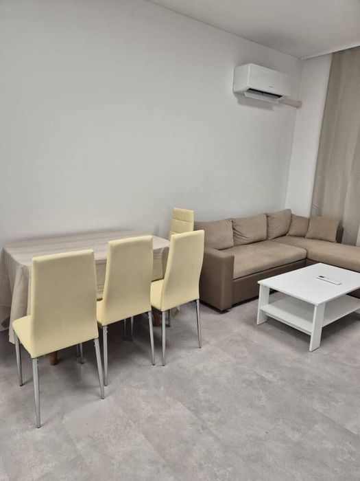 Дава се под наем Двустаен апартамент в Бургас, Изгрев - 64 кв.м за 510 € - Снимка #1