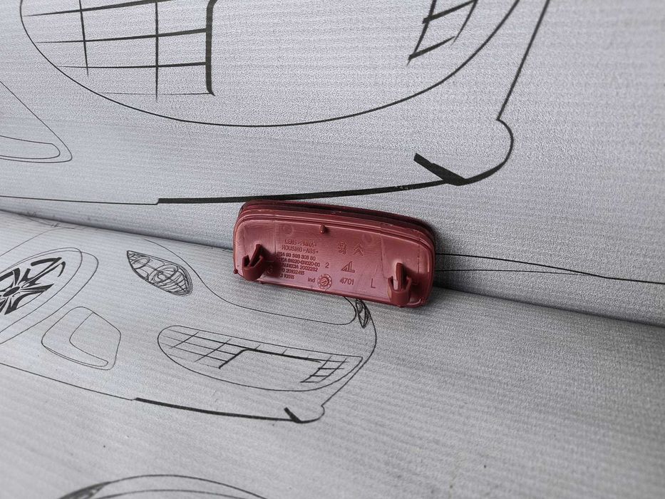 Catadioptru Bara Spate Stanga Fiat Scudo 2009 / 2007-2016 Cod OEM 9659830680 (5B2)