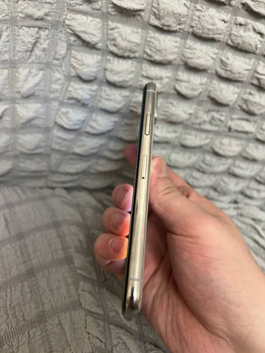 Apple Iphone X 64GB Silver White Original Flagman Holati Yaxshi Zor
