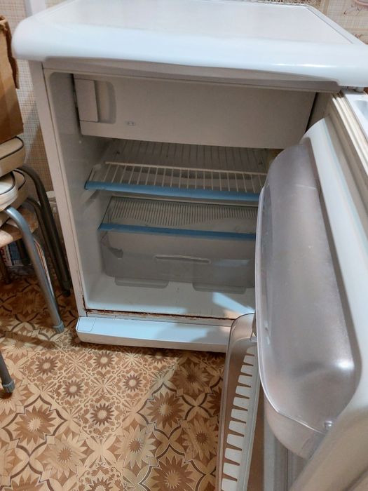 Продам холодильник