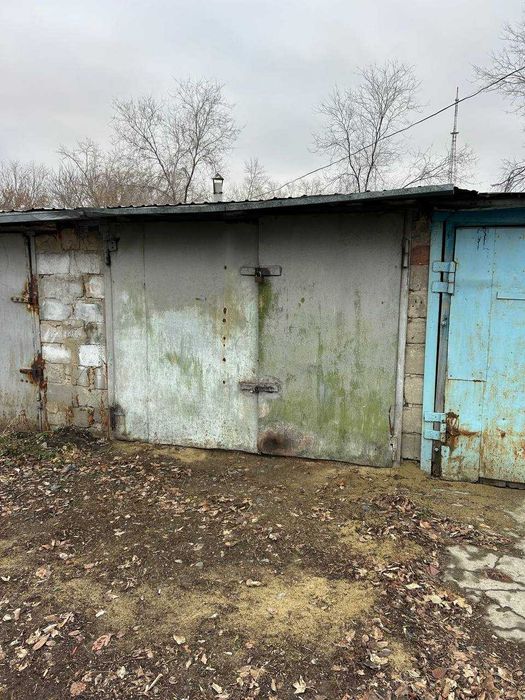 Продам 2-х ком Орджоникидзе