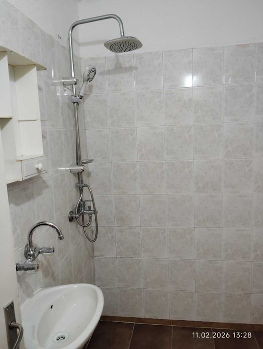 Дава се под наем Тристаен апартамент в Бургас, Център - 100 кв.м за 598.23 € - Снимка #10