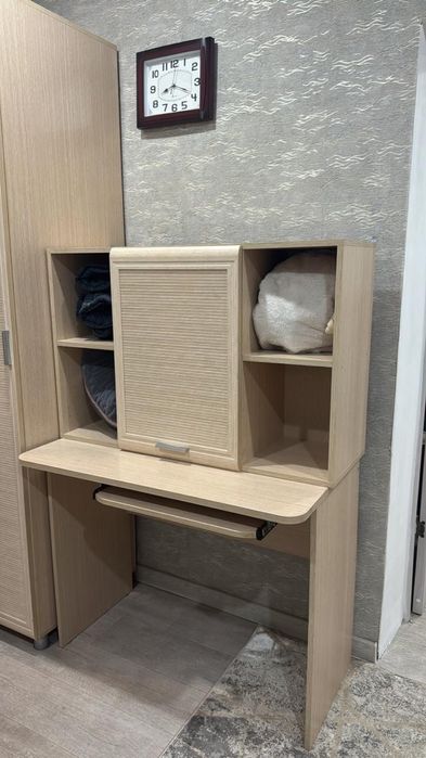 Продам подростковый спальный гарнитур