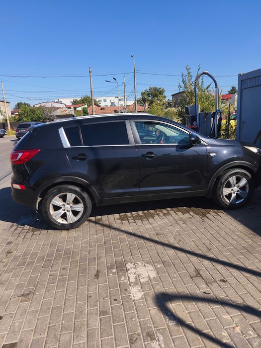 KIA Sportage 2013 — imagine 2