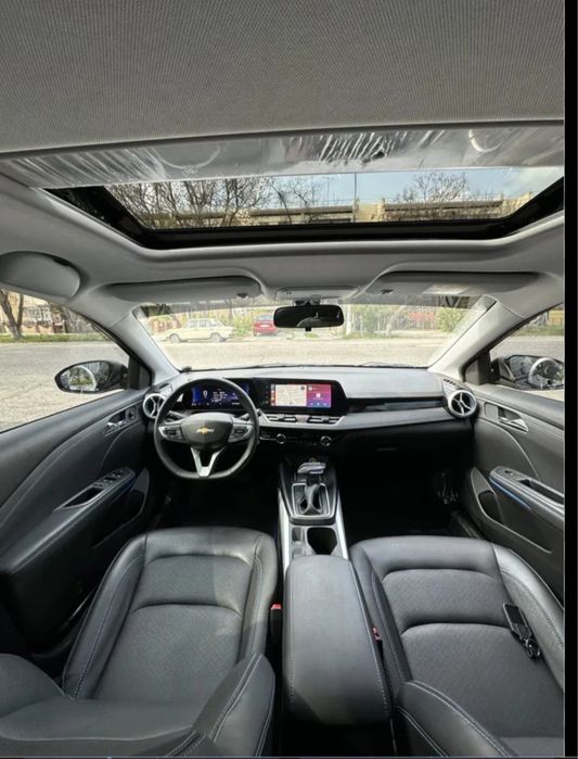 Monza 1.3 turbo qora