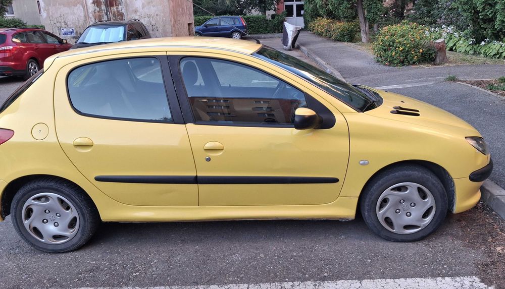 Auto Peugeot 206