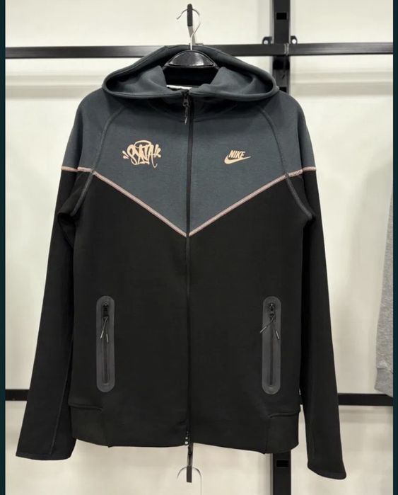 Nike Sportswear Tech Fleece x Central Cee "Life of Syn".