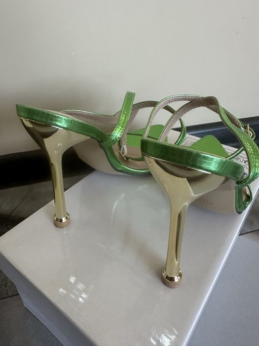 Сандали зелени 37 номер