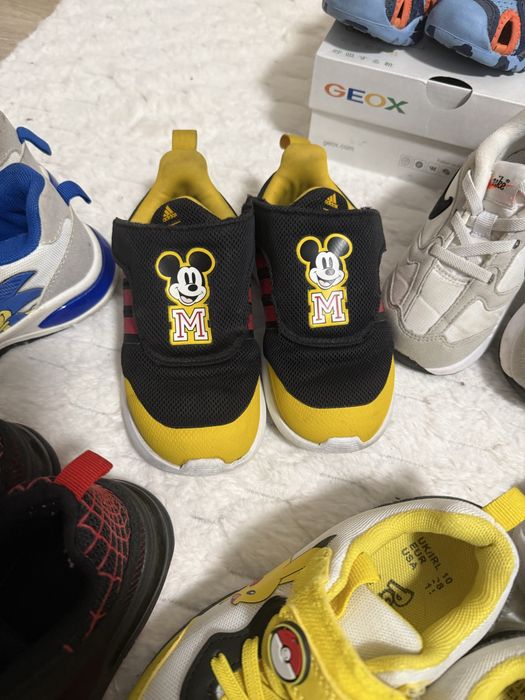 Детски обувки маратонки сандали джапанки пантофки