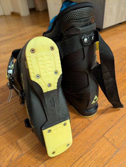 Clapari copii Fischer RC 4 60 JR 24.5mondo / EU 37.5-38