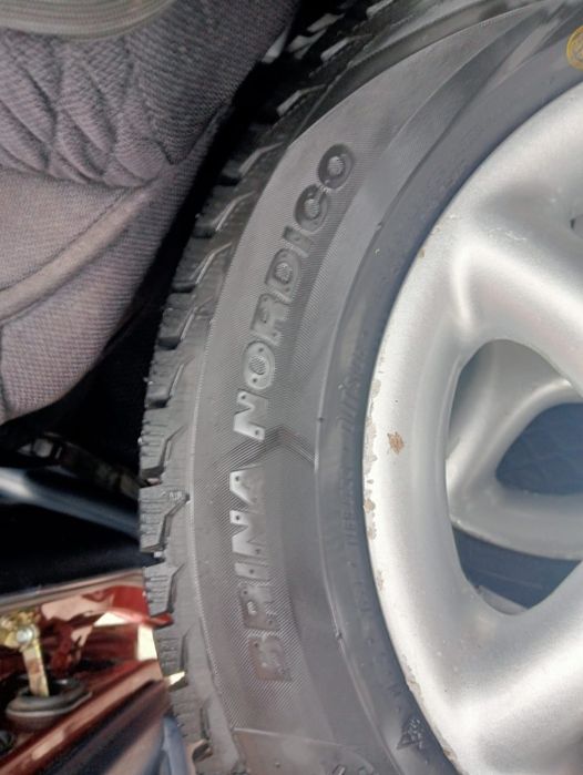 Продам зимнюю резину