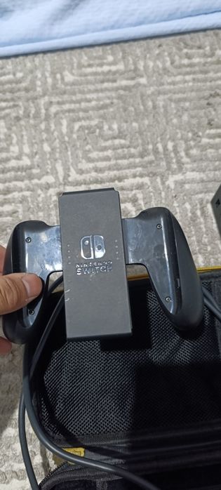 Продаю примтавку Nintendo switch oled