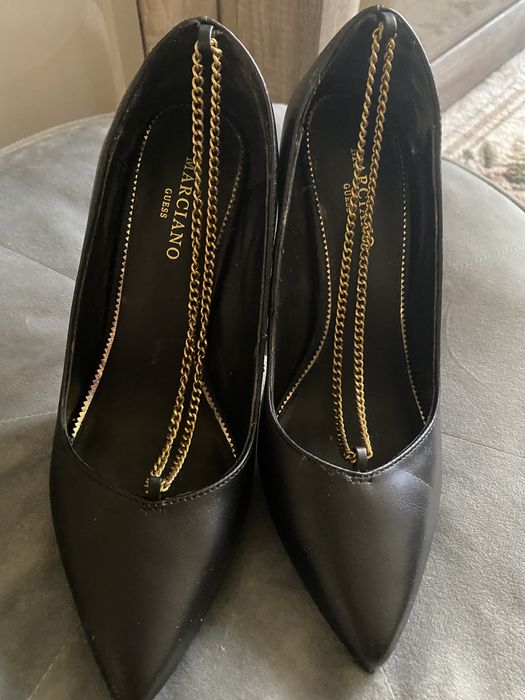 Pantofi negri Marciano Guess